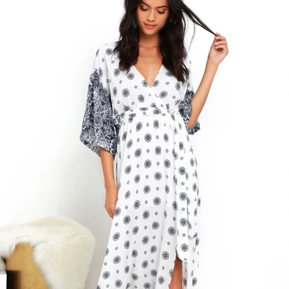 South of France Blue and Ivory Print Maxi Dress - Picture 2 of 12